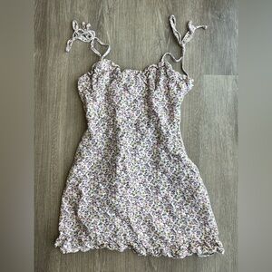 Forever 21 Floral Spaghetti Strap Dress Size Small